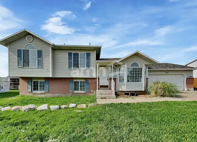Property at 360 W 1900 S, Clearfield, UT, 84015, 4 beds, 3 baths, [object Object]