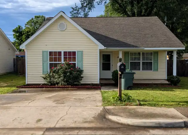 Property at 2696 Wilson Dr NW, Huntsville, AL, 35816, 1 bed, 1 bath, [object Object]