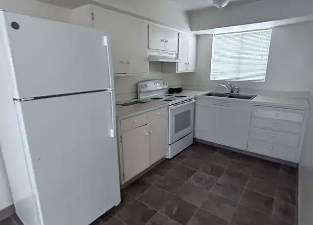 Property at 700 1st St Unit 48, Springfield, OR, 97477, 2 beds, 1 bath, [object Object]