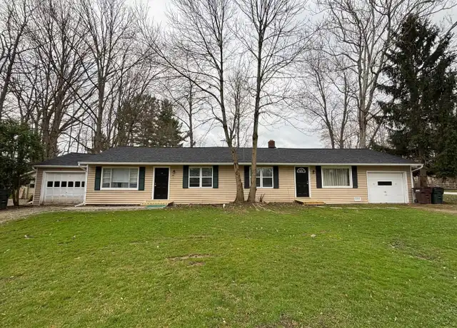 Property at 1125 Bryce Ave Unit 2, Aurora, OH, 44202, 2 beds, 1 bath, [object Object]