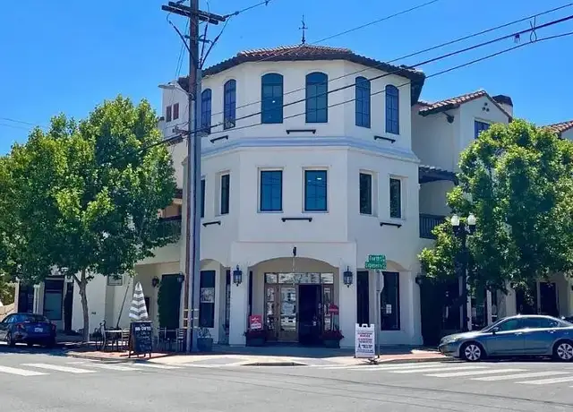 Photo of 60 4th St, Gilroy, CA 95020