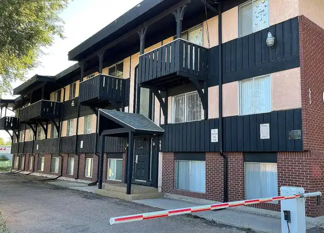 Property at Applewood Apartments - 505 E Arvada St, Colorado Springs, CO, 80905, 0 beds, 1 bath, [object Object]