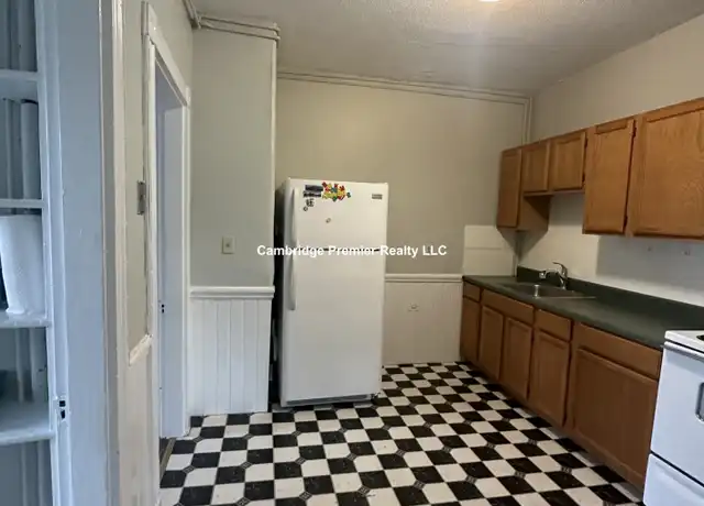 Property at 473 High St Unit 2, Medford, MA, 02155, 2 beds, 1 bath, [object Object]