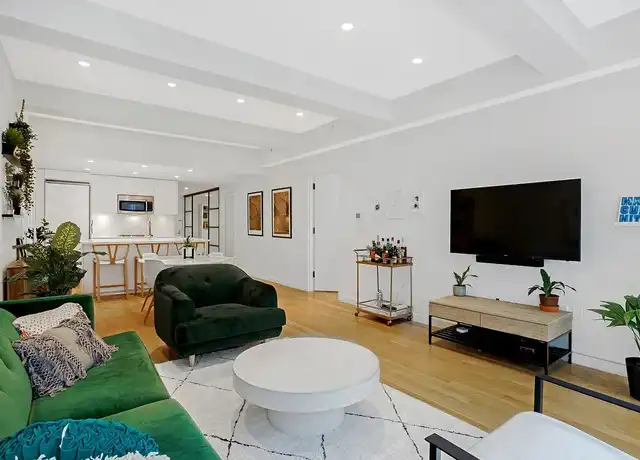 Property at 90 William St Unit 16C, New York, NY, 10038, 1 bed, 2 baths, [object Object]