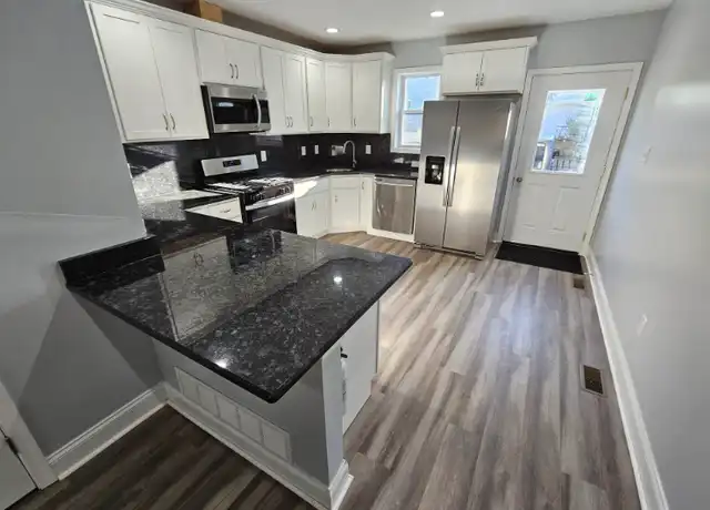 Property at 108 Poplar St, West Chester, PA, 19382, 3 beds, 2 baths, [object Object]