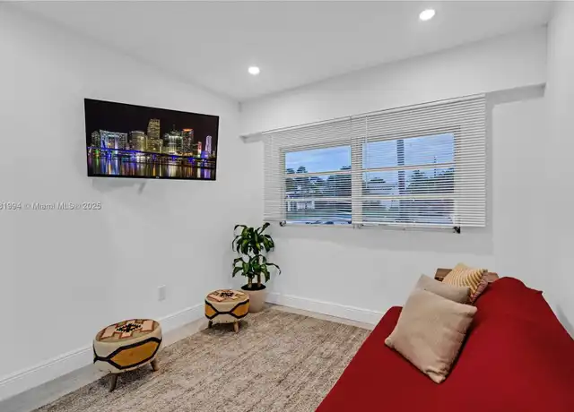 Property at 1165 SW 4th Ter Unit 1, Pompano Beach, FL, 33060, 1 bed, 1 bath, [object Object]