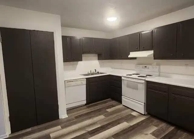Property at 207 Frank St Unit 2B, Council Bluffs, IA, 51503, 2 beds, 2 baths, [object Object]