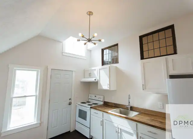 Property at 322 E Hillsdale St Unit 2, Lansing, MI, 48933, 1 bed, 1 bath, [object Object]