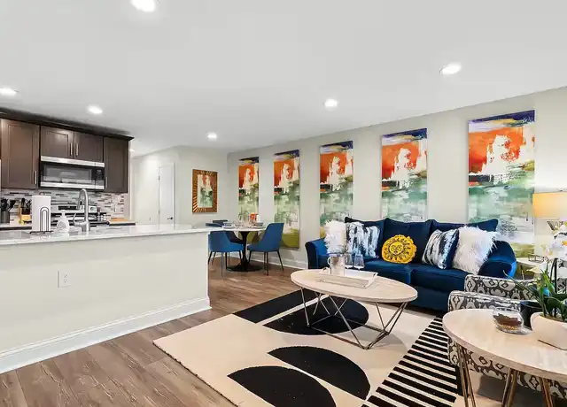 Property at Royal Oak Place Apartments - 2325 13 Mile Rd, Royal Oak, MI, 48073, 1 bed, 1 bath, [object Object]