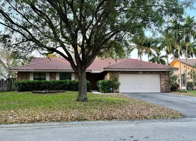 Property at 6641 NW 52nd St Unit 6641, Coral Springs, FL, 33067, 4 beds, 2 baths, [object Object]