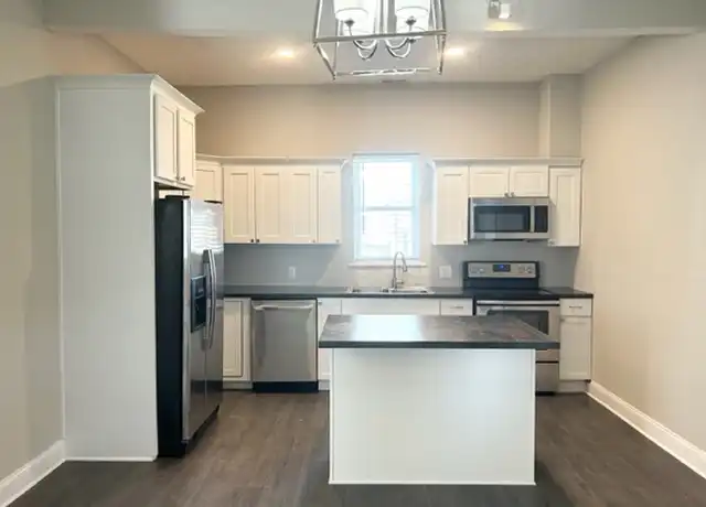 Property at 229 S Summit St, Indianapolis, IN, 46201, 3 beds, 2.5 baths, [object Object]
