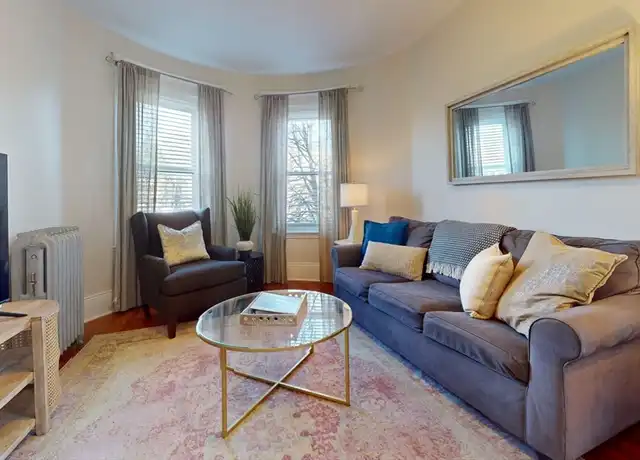 Property at 636 Washington St Unit 4, Brookline, MA, 02446, 1 bed, 1 bath, [object Object]