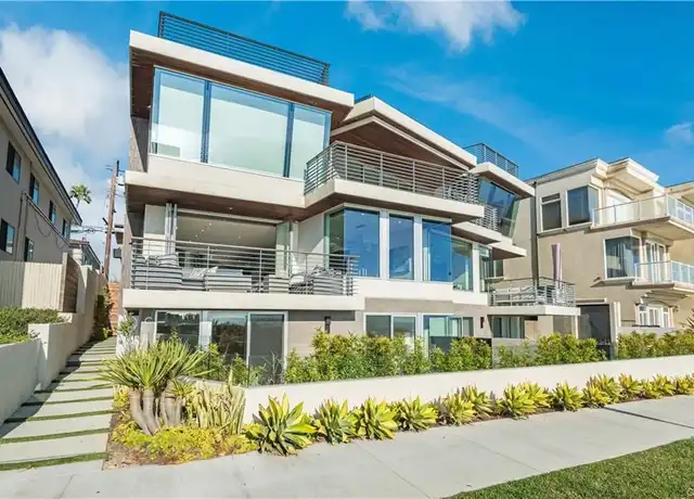 Property at 810 Esplanade Unit C, Redondo Beach, CA, 90277, 3 beds, 3 baths, [object Object]