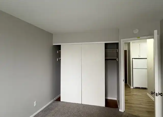 Property at 1011 Ruddiman Dr, Muskegon, MI, 49445, 1 bed, 1 bath, [object Object]