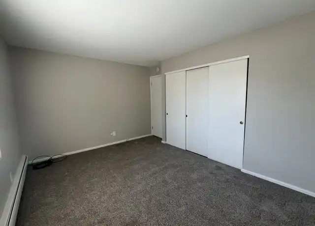 Property at 1011 Ruddiman Dr, Muskegon, MI, 49445, 1 bed, 1 bath, [object Object]