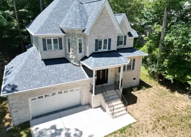 Property at 3100 Stratford Ct, High Point, NC, 27265, 6 beds, 2.5 baths, [object Object]