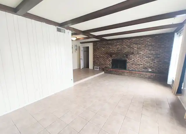 Property at 1310 65th Dr, Lubbock, TX, 79412, 2 beds, 1 bath, [object Object]