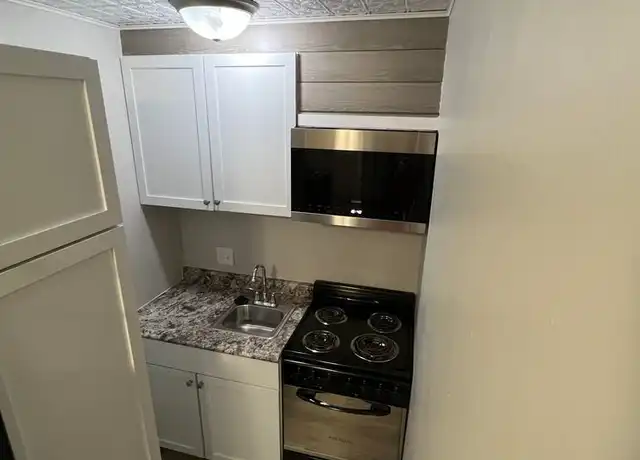 Property at 801 E Springhill Dr Unit 825, Terre Haute, IN, 47802, 0 beds, 1 bath, [object Object]