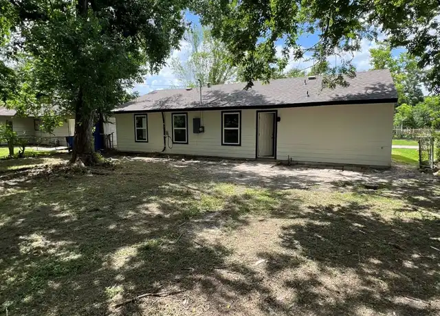 Property at 5915 Beldart St, Houston, TX, 77033, 4 beds, 2 baths, [object Object]