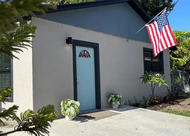 Property at 1913 W Chestnut St, Tampa, FL, 33607, 4 beds, 2 baths, [object Object]