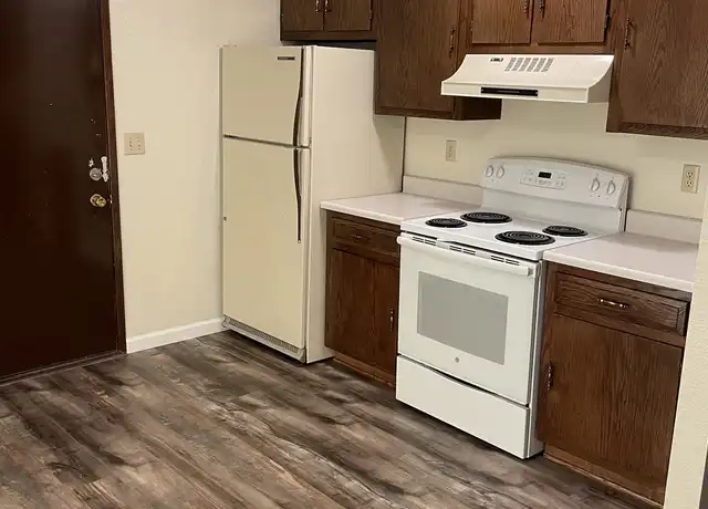 Property at 125 Indian Trail Rd Unit B, Kalispell, MT, 59901, 2 beds, 1 bath, [object Object]