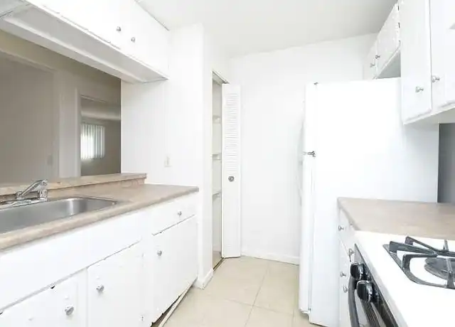 Property at Pocasset Village - 941 Dyer Ave, Cranston, RI, 02920, 1 bed, 1 bath, [object Object]