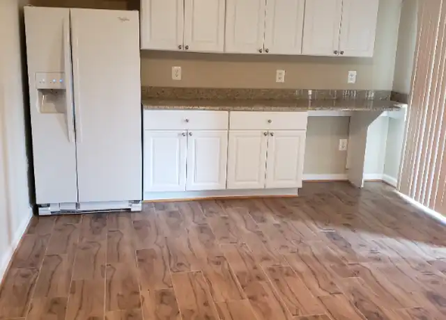 Property at 1767 Powder Horn Ter, Woodbridge, VA, 22191, 1 bed, 1 bath, [object Object]