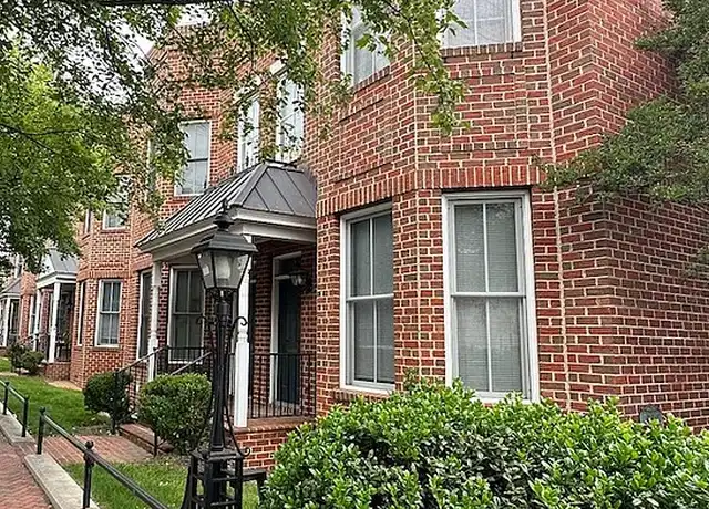 Property at 1422 W Cary St, Richmond, VA, 23220, 3 beds, 3 baths, [object Object]