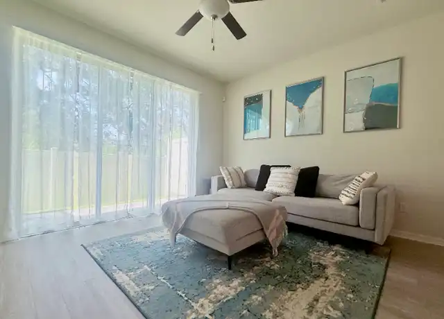 Property at 5194 Sylvester Loop, Tampa, FL, 33610, 2 beds, 2.5 baths, [object Object]
