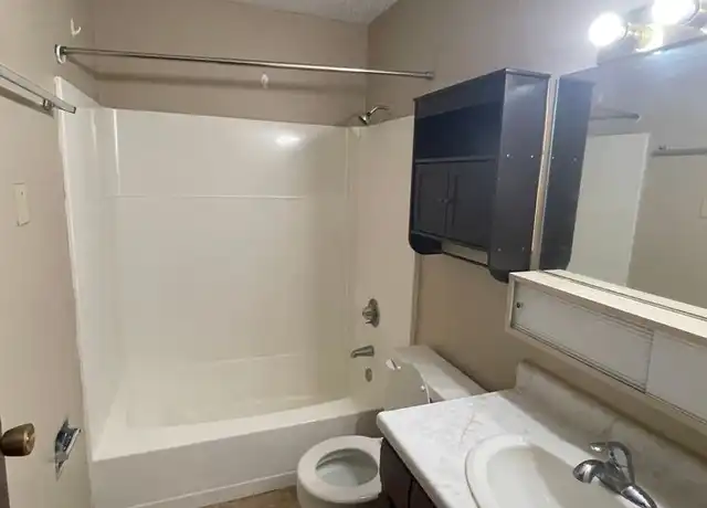 Property at 113 W Interstate Ave Unit 5, Bismarck, ND, 58503, 2 beds, 1 bath, [object Object]