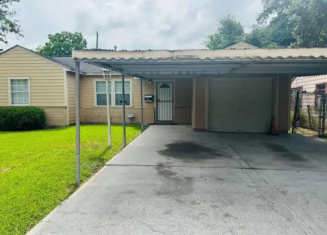Property at 10406 Cathedral Dr, Houston, TX, 77051, 3 beds, 1.5 baths, [object Object]