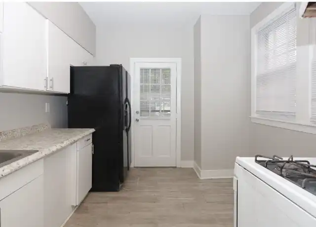 Property at 2367 Forrest Ave #1, Memphis, TN, 38112, 2 beds, 1 bath, [object Object]