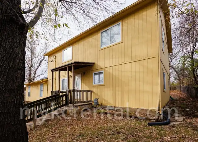Property at 3026 S 33rd St, Kansas City, KS, 66106, 3 beds, 2.5 baths, [object Object]
