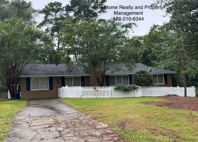 Property at 828 Forest Ridge Dr W, Macon, GA, 31204, 3 beds, 2 baths, [object Object]