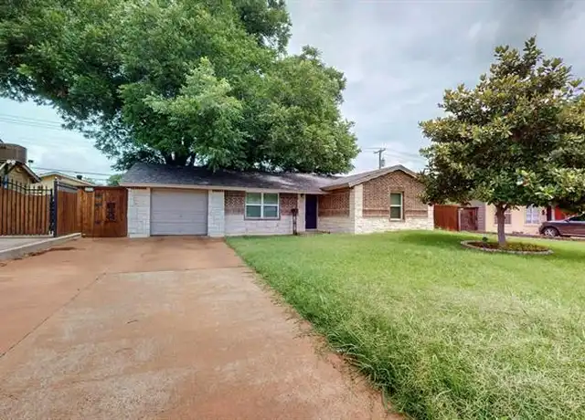 Property at 1819 Finley Rd, Irving, TX, 75062, 3 beds, 1 bath, [object Object]
