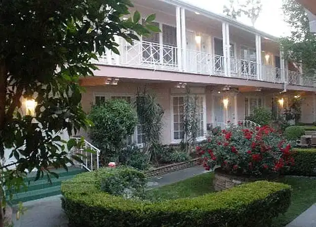 Property at Charleston Apartments - 1749 N Sycamore Ave, Los Angeles, CA, 90028, 0 beds, 1 bath, [object Object]