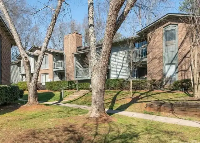 Property at 5012 Sardis Rd Unit E, Charlotte, NC, 28270, 1 bed, 1 bath, [object Object]