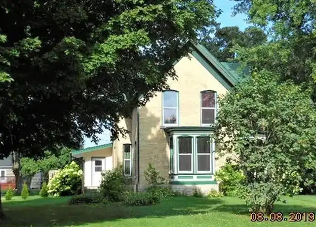 Property at 608 S Madison St, Waupun, WI, 53963, 5 beds, 3 baths, [object Object]