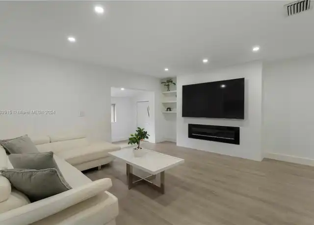 Property at 1417 Plunkett St, Hollywood, FL, 33020, 3 beds, 2 baths, [object Object]