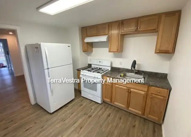 Property at 9-11 E Hodges Ave, Lawnside, NJ, 08045, 2 beds, 1 bath, [object Object]