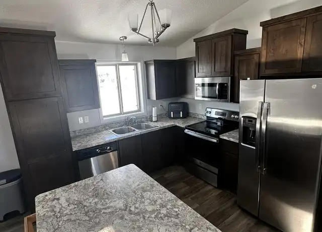 Property at 907 Taft St S, Cambridge, MN, 55008, 3 beds, 2.5 baths, [object Object]