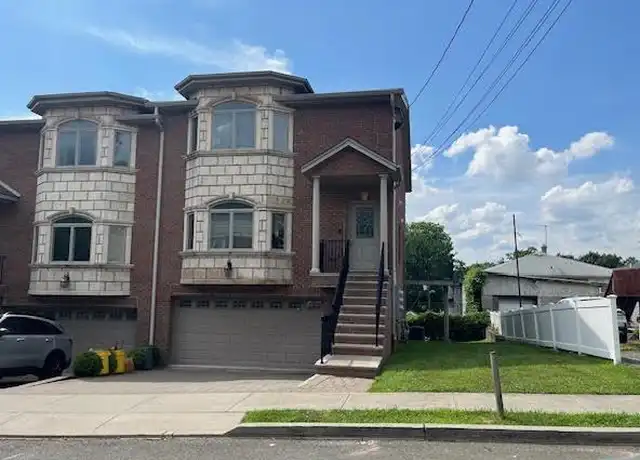 Property at 309C 8th St Unit 3, Palisades Park, NJ, 07650, 3 beds, 3.5 baths, [object Object]
