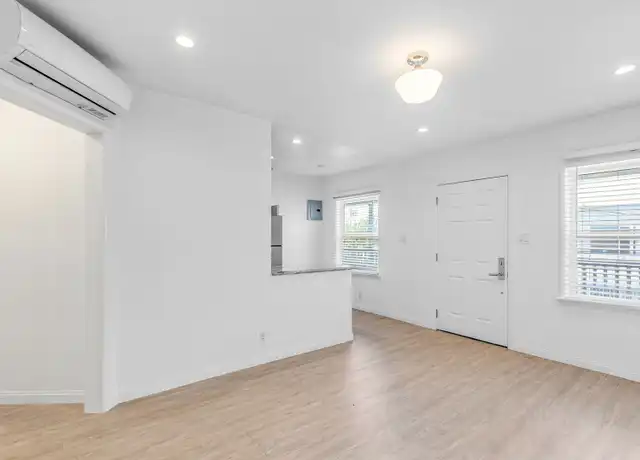 Property at 1313 Pico Blvd Unit B, Santa Monica, CA, 90405, 1 bed, 1 bath, [object Object]