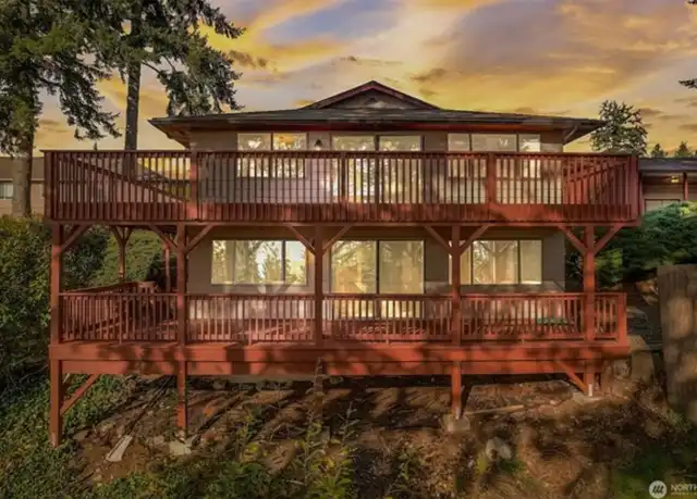 Property at 4422 108th Ave E, Edgewood, WA, 98372, 6 beds, 3 baths, [object Object]