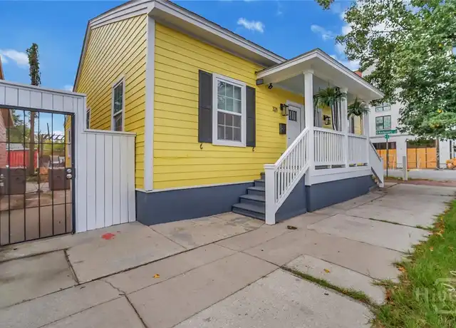 Property at 321 W 31st St, Savannah, GA, 31401, 2 beds, 2 baths, [object Object]