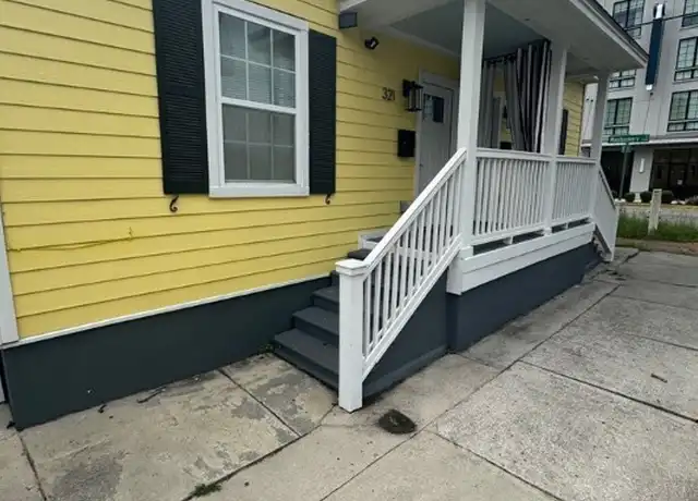 Property at 321 W 31st St, Savannah, GA, 31401, 2 beds, 1.5 baths, [object Object]
