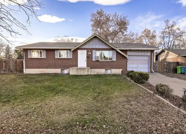 Property at 1517 Castlerock Dr, Fort Collins, CO, 80521, 5 beds, 2 baths, [object Object]
