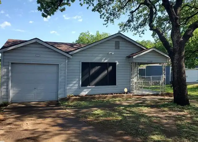 Property at 2227 Westbrook Ave, Fort Worth, TX, 76111, 3 beds, 1 bath, [object Object]