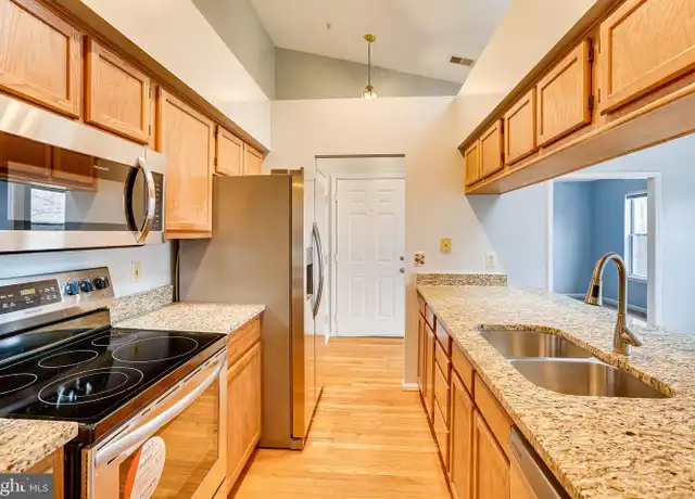 Property at 2808 Clear Shot Dr Unit 930, Aspen Hill, MD, 20906, 2 beds, 2 baths, [object Object]