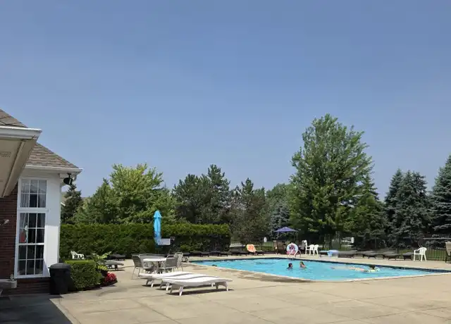 Property at 16404 Dominion Dr, Macomb, MI, 48044, 2 beds, 2 baths, [object Object]